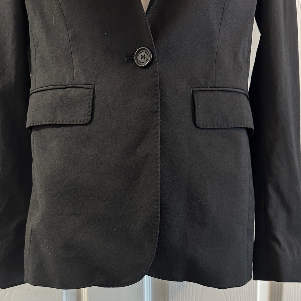 Burberry 100% Wool NWT Black sleek Blazer - Picture 3 of 8